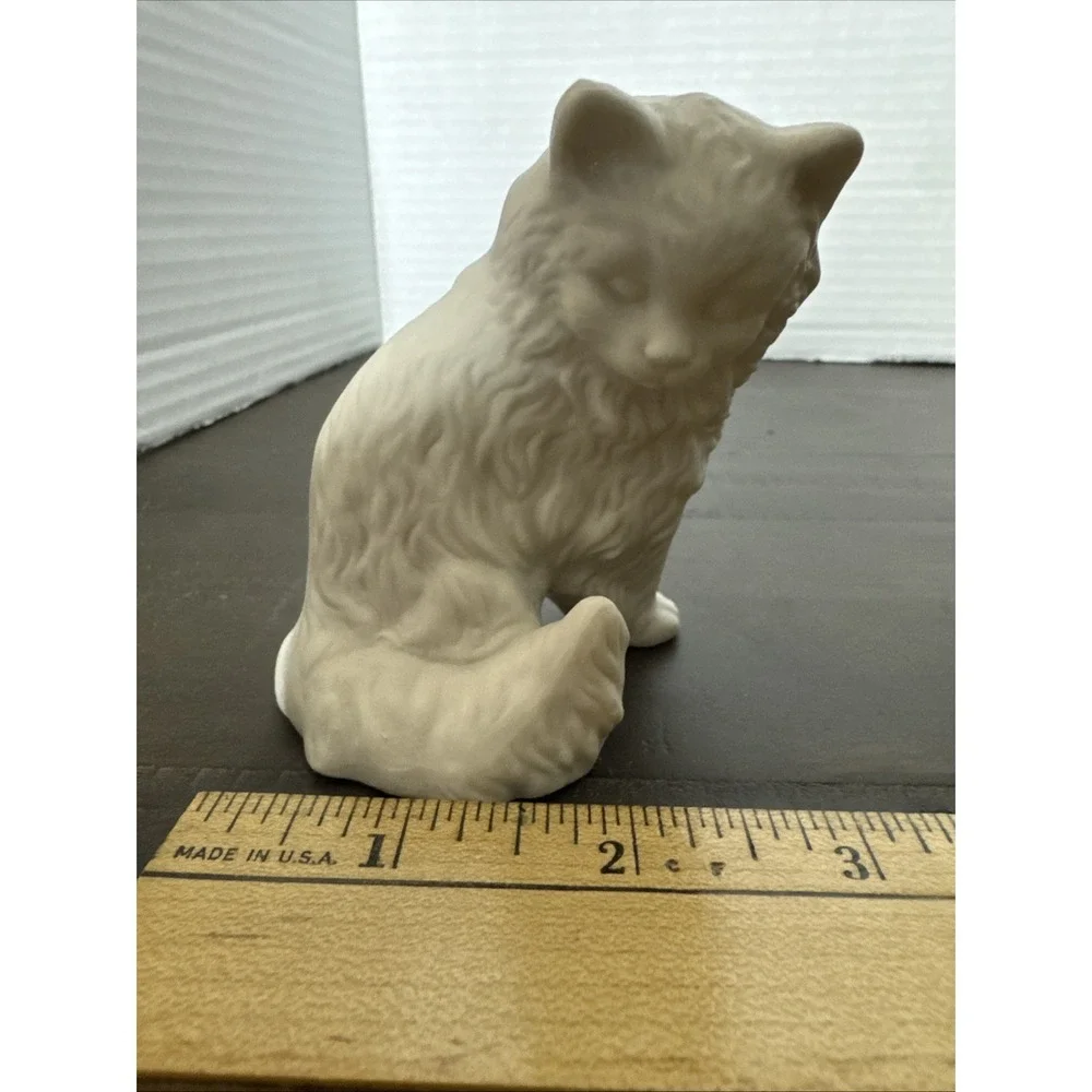 GOEBEL Hummel Vintage White Matte Persian Cat Kitty Figurine W Germany 1963